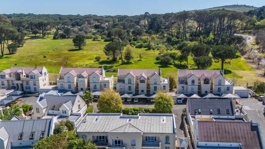 3 Bedroom Property for Sale in Onder Papegaaiberg Western Cape